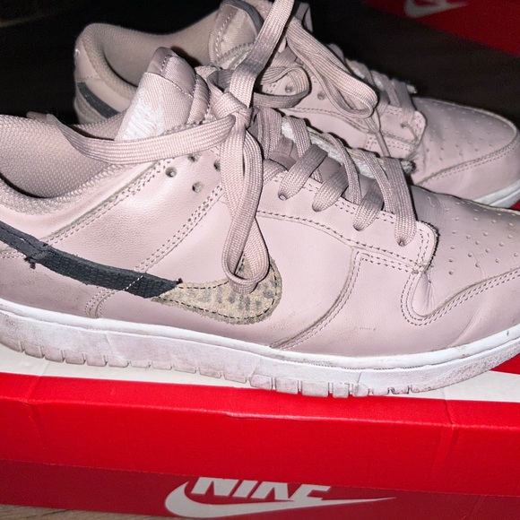 Nike Dunks - Picture 6 of 6